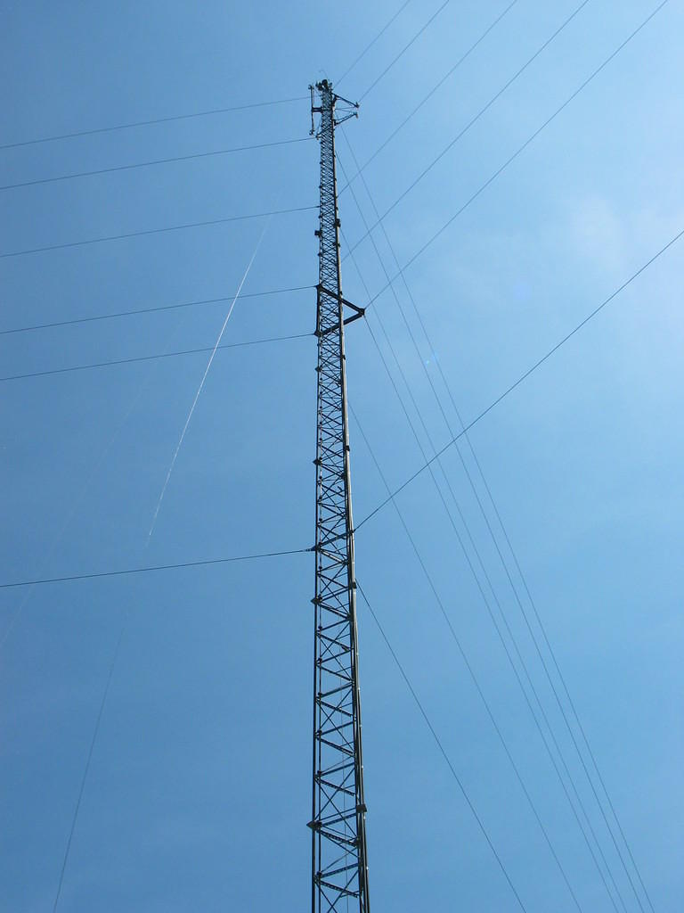 300' cell phone tower near Muscatine, Iowa