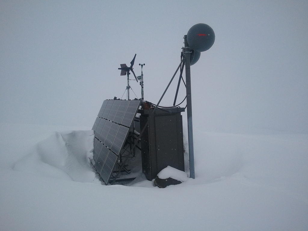 Early prototype of a WT10 installed at off grid telecom relay site. This site has previously destroyed multiple Ampair 600 wind turbines. This APRS World turbine was installed in July 2012 and is still online and making power as of this picture, May 2013.