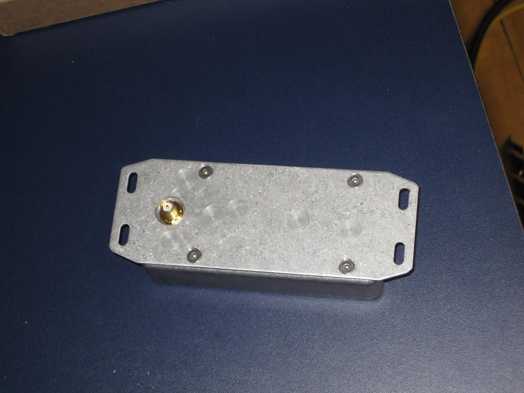 This side attached to the bottom of the PowerSyncII enclosure